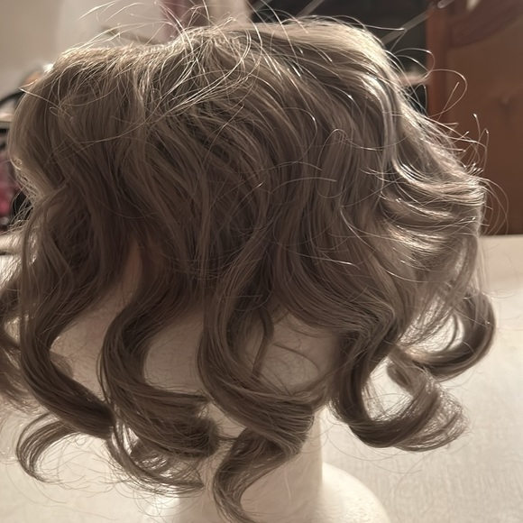 Nwot ladies wig topper - Picture 2 of 7